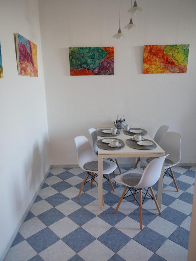 Ferienwohnungen In Der Kunstgalerie Charlie Und Jenny Κέμνιτς Εξωτερικό φωτογραφία